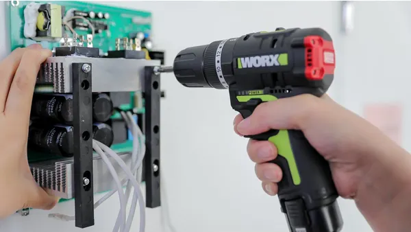 Изображение товара Аккумуляторная дрель-шуруповерт Worx WU131X