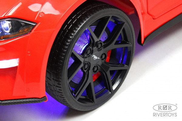 Изображение товара Детский автомобиль RiverToys Ford Mustang GT / A222MP (красный)