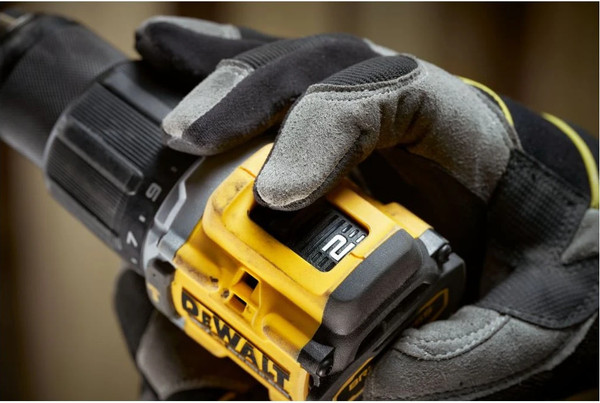 Изображение товара Профессиональная дрель-шуруповерт DeWalt DCD799P2T
