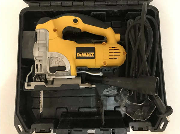 Изображение товара Электролобзик DeWalt DW331K