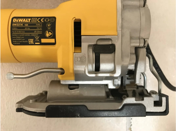 Изображение товара Электролобзик DeWalt DW331K