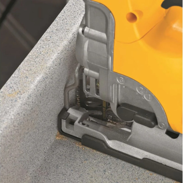 Изображение товара Электролобзик DeWalt DW331K