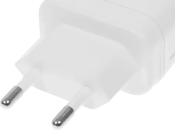 Изображение товара Зарядное устройство сетевое BoraSCO 2xUSB-A USB-C 15Вт 3A / 52580 (белый)