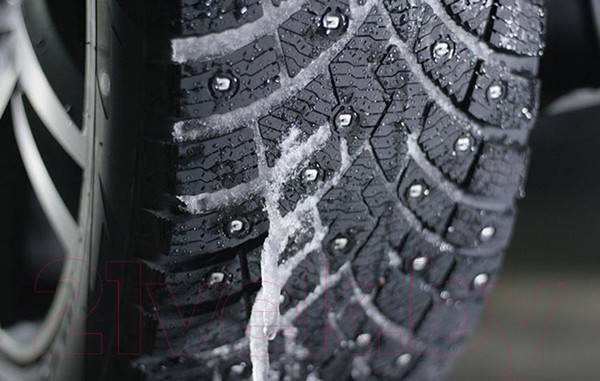 Изображение товара Зимняя шина Pirelli Scorpion Ice Zero 2 255/45R20 105H (шипы)