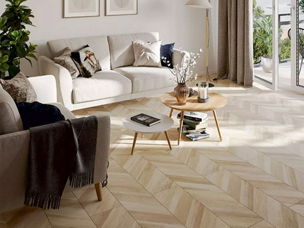 Изображение товара Ламинат Egger Comfort Large Дуб Кестинкорт мокко EC1027 (8шт правая + 8шт левая)