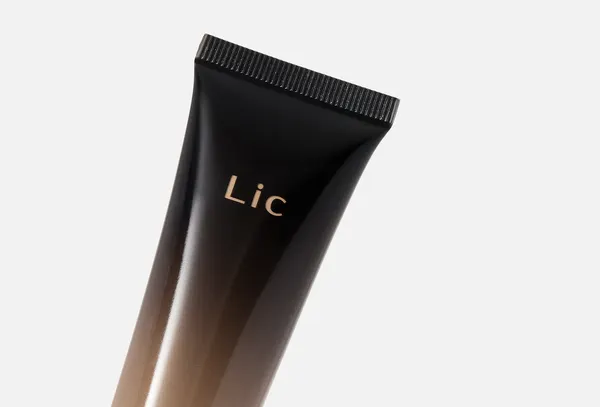 Изображение товара Тональный флюид Lic Healthy strobe skin tint тон 02
