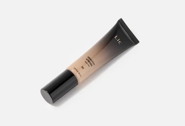 Изображение товара Тональный флюид Lic Healthy strobe skin tint тон 02