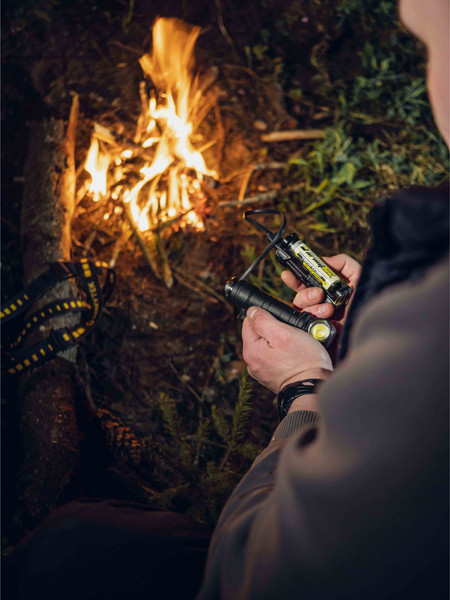 Изображение товара Фонарь Armytek Wizard C2 Pro Max Magnet USB (белый)