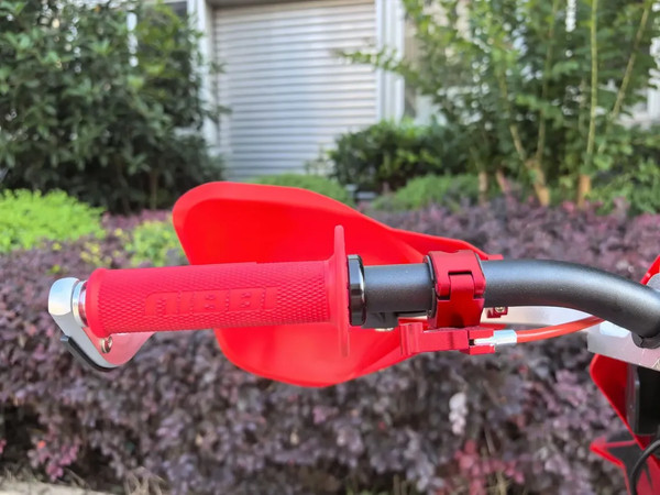 Изображение товара Мотоцикл AVM CRUS YBS 300