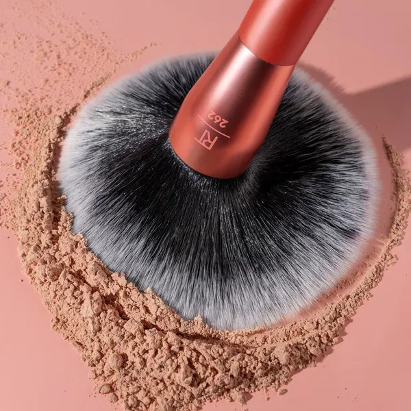 Изображение товара Кисть для макияжа Real Techniques Extra Big Powder Brush / RT10031200