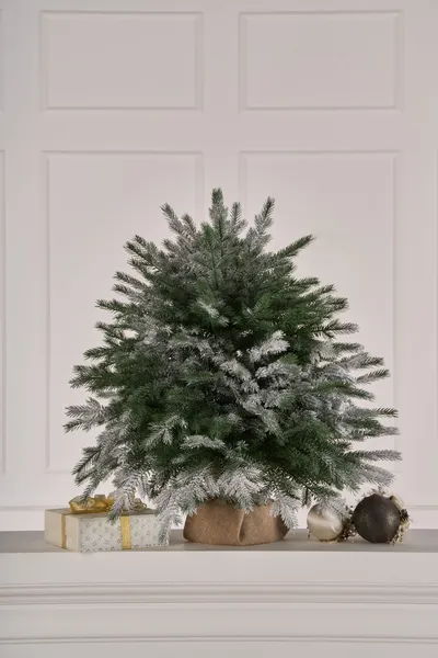 Изображение товара Ель искусственная Max Christmas Настольная Феерия Иней (0.75м)