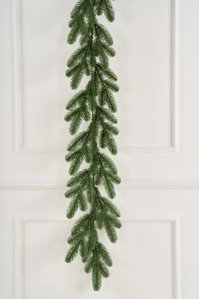 Изображение товара Гирлянда еловая Max Christmas Рождественская Купеческая 2х0.25