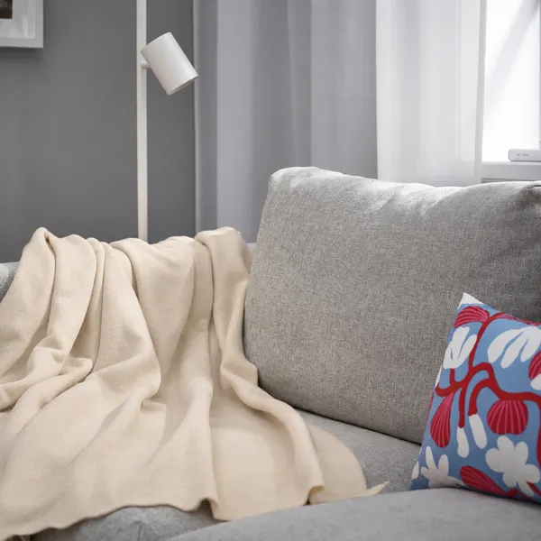 Изображение товара Плед Ikea Daggkapor 206.245.92 (светло-бежевый)