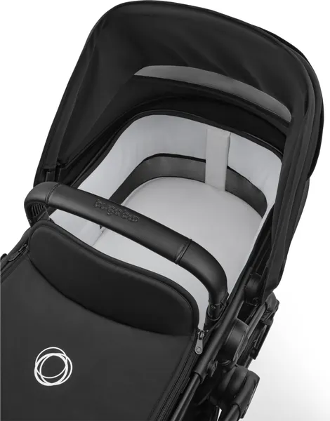 Изображение товара Детская универсальная коляска Bugaboo Fox Cub (Black/Desert Taupe)