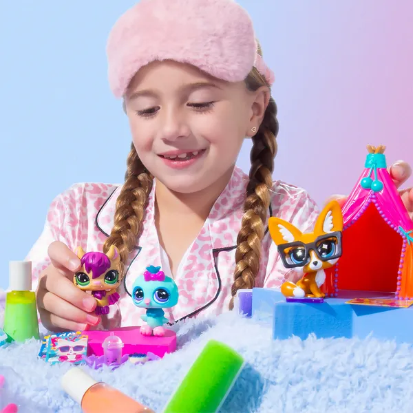 Изображение товара Игровой набор Hasbro Littlest Pet Shop Сюжет Пижамная вечеринка 01037_LPS