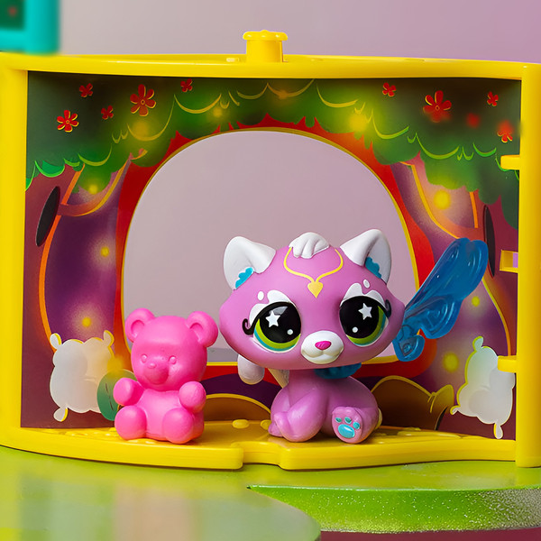 Изображение товара Игровой набор Hasbro Littlest Pet Shop Стиль Крылатая Кошка 01073_LPS