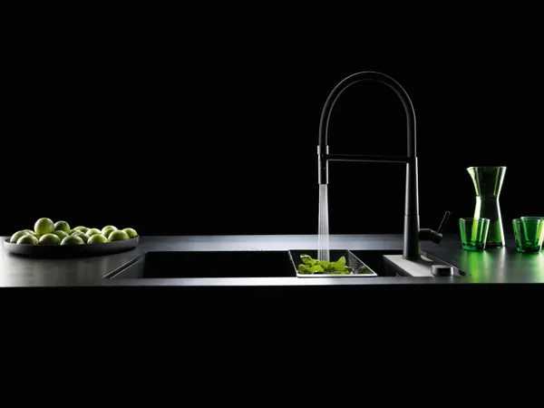 Изображение товара Смеситель Franke Icon 115.0690.598 (матовый черный)