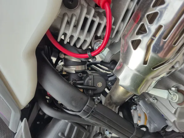Изображение товара Мотоцикл Avantis Fantom CB300RL с ПТС (E-графика с фиолетовым)