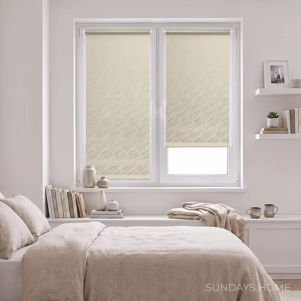 Изображение товара Рулонная штора Sundays Home Аква Тэрмоблэкаут 48x170 (бежевый)
