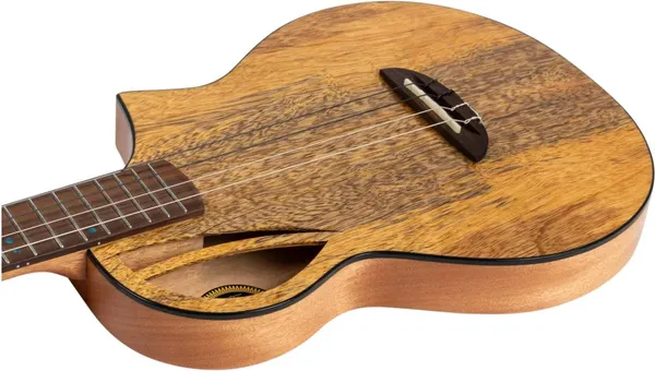 Изображение товара Укулеле Flight Aviator Mango QM Baritone CE