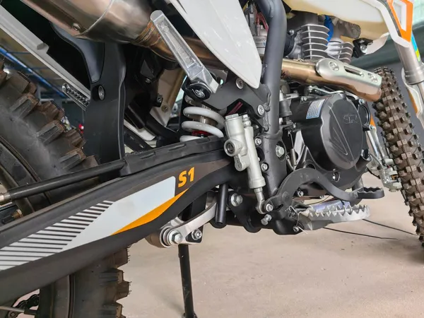 Изображение товара Мотоцикл GR S1 4T YB300H ПТС (желтый)