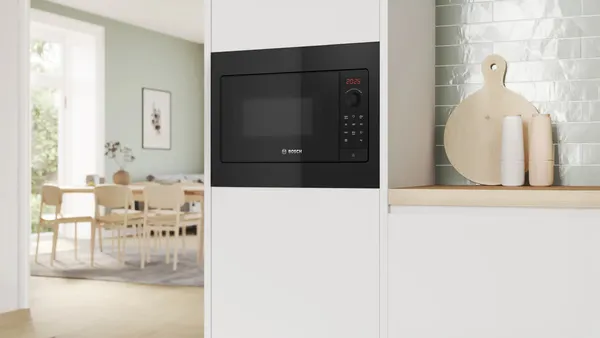 Изображение товара Микроволновая печь Bosch BFL523MB4