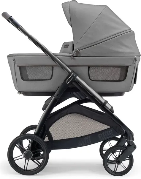 Изображение товара Детская универсальная коляска Inglesina Aptica Darwin i-Size 3 в 1 / KA61T0CLG-F (Crystal Grey)