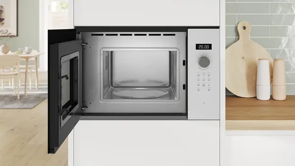 Изображение товара Микроволновая печь Bosch BFL524MW2
