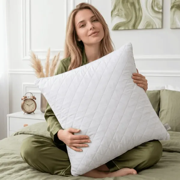 Изображение товара Подушка для сна ADELIS 70x70 / П-341 (белый, микрофибра у/степ полиэфир, тубус)
