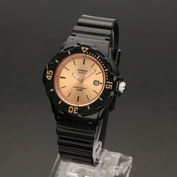 Изображение товара Часы наручные женские Casio LRW-200H-9E2VEF