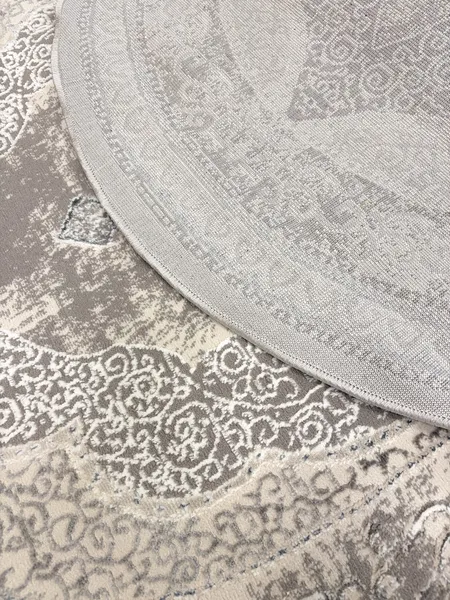 Изображение товара Коврик Behram Serena 0C676RE-GREY-GREY-OVAL (1.2x1.7)