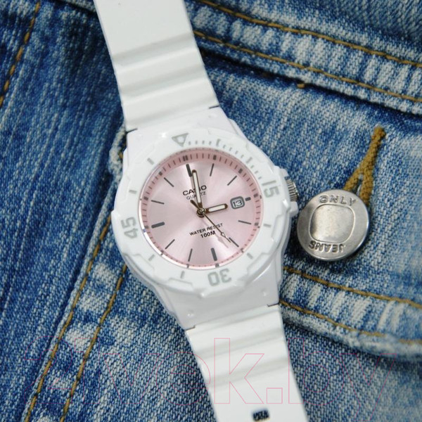 Изображение товара Часы наручные женские Casio LRW-200H-4E3VEF
