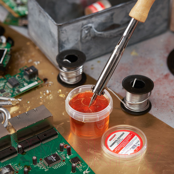 Изображение товара Канифоль для пайки Rexant Сосновая марки А / 09-3711 (100гр)