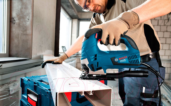 Изображение товара Профессиональный электролобзик Bosch GST 90 BE Professional (0.601.58F.001)