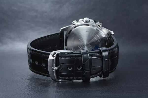 Изображение товара Часы наручные мужские Casio EFR-526L-1A