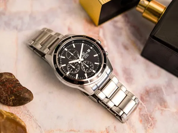 Изображение товара Часы наручные мужские Casio EFR-526D-1AVUEF