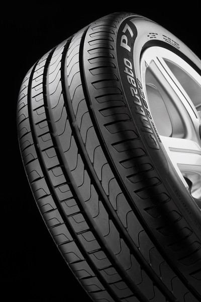 Изображение товара Летняя шина Pirelli Cinturato P7 235/45R18 98Y