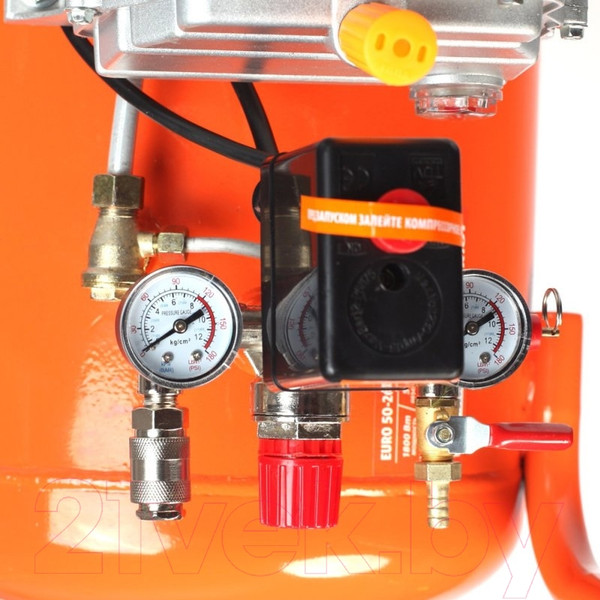 Изображение товара Воздушный компрессор PATRIOT Euro 50-260K (+ набор KIT 5В 1.8 кВт)