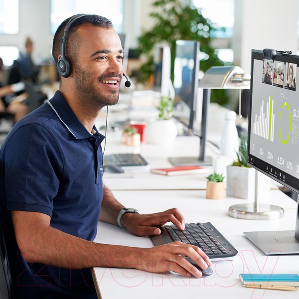 Изображение товара Наушники-гарнитура Logitech Stereo Headset H111 981-000593 / 981-000594