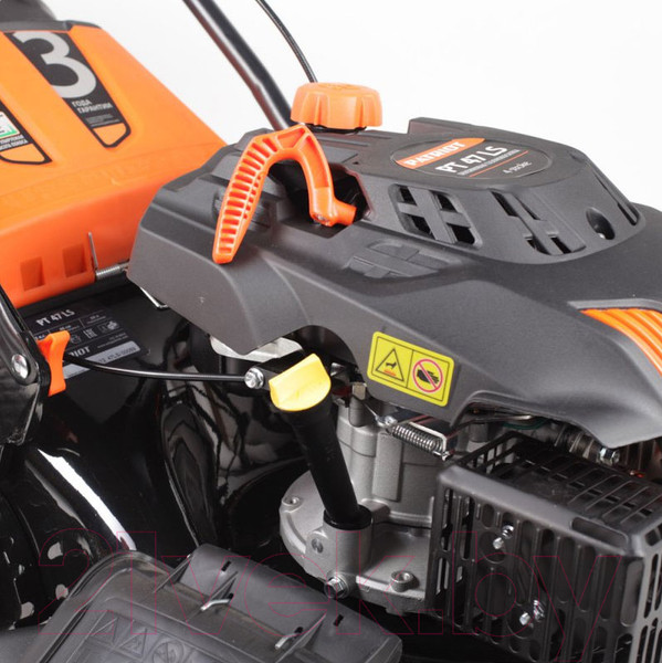 Изображение товара Газонокосилка бензиновая PATRIOT PT 47 LS (512109014)