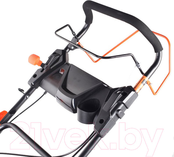 Изображение товара Газонокосилка бензиновая PATRIOT PT 47 LS (512109014)