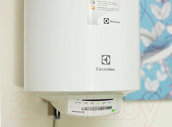Изображение товара Накопительный водонагреватель Electrolux EWH 50 Heatronic DL Slim DryHeat