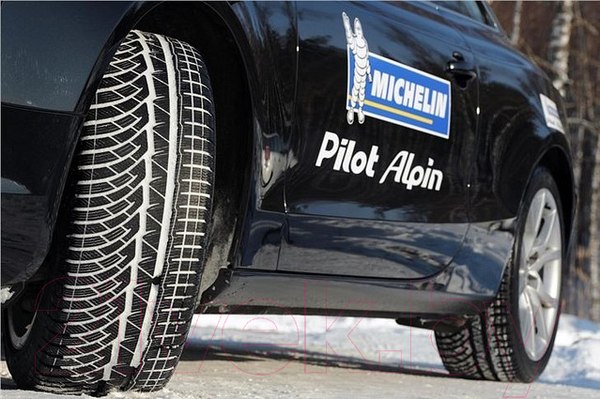 Изображение товара Зимняя шина Michelin Pilot Alpin 4 265/35R18 97V