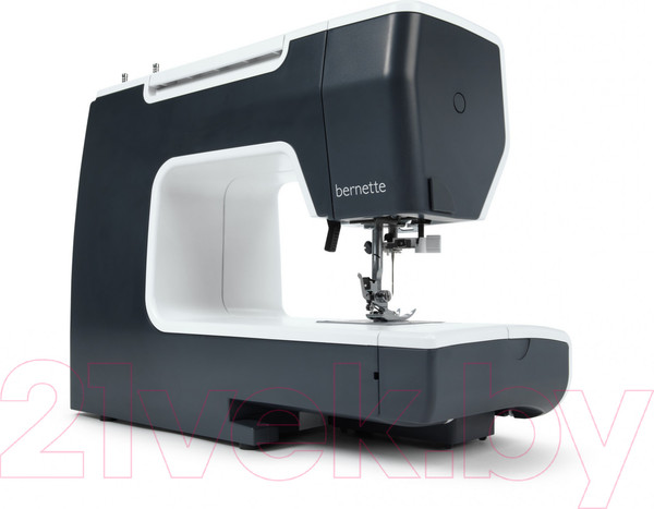 Изображение товара Швейная машина Bernina Bernette B35