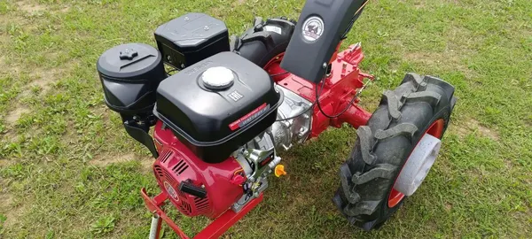 Изображение товара Мотоблок бензиновый МТЗ Беларус-09Н-02 012 WM двигатель Wiema 13л.с. (шины 6Lx12)