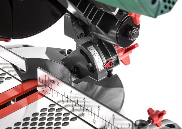 Изображение товара Торцовочная пила Hammer Hammer Flex STL1200/210C