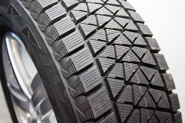 Изображение товара Зимняя шина Bridgestone Blizzak DM-V2 285/50R20 112T