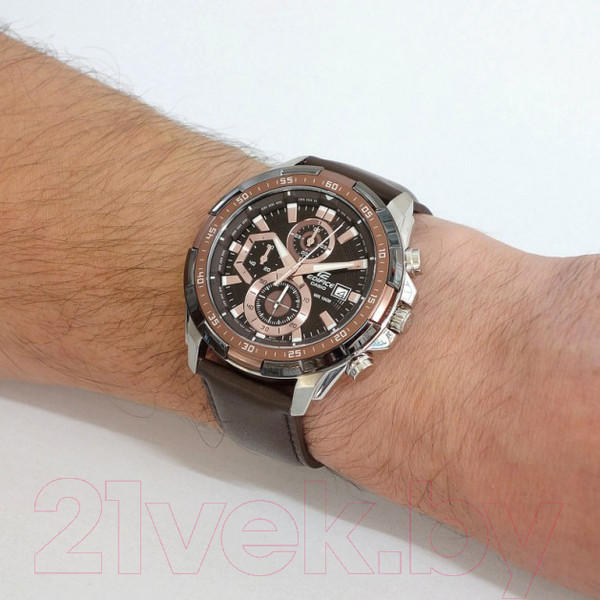 Изображение товара Часы наручные мужские Casio EFR-539L-5AVUEF