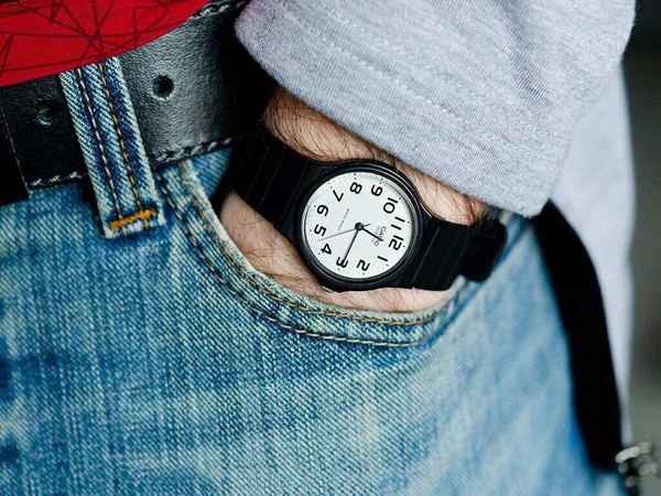 Изображение товара Часы наручные унисекс Casio MQ-24-7B2ULLEF