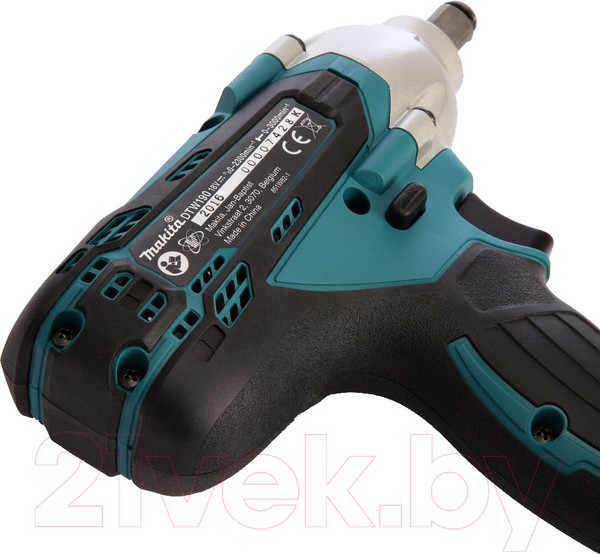 Изображение товара Профессиональный гайковерт Makita DTW190Z